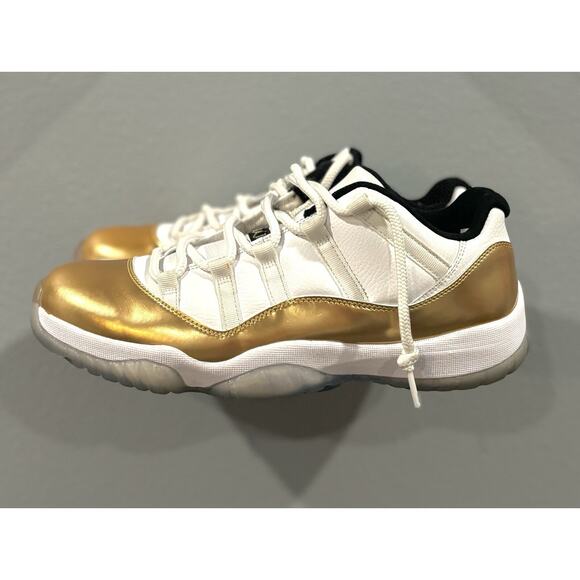 Size 11 - Air Jordan 11 Retro Low Closing Ceremony - Picture 3 of 7